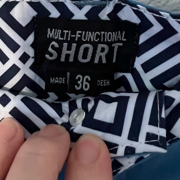Trunks Surf & Swim Co. Multi Functional Shorts For Men Sz 36 NWT - Picture 11 of 13